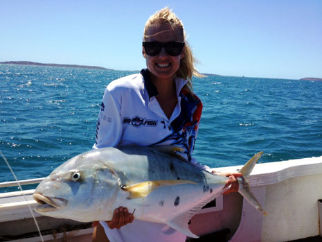 Womens line class record Golden Trevally