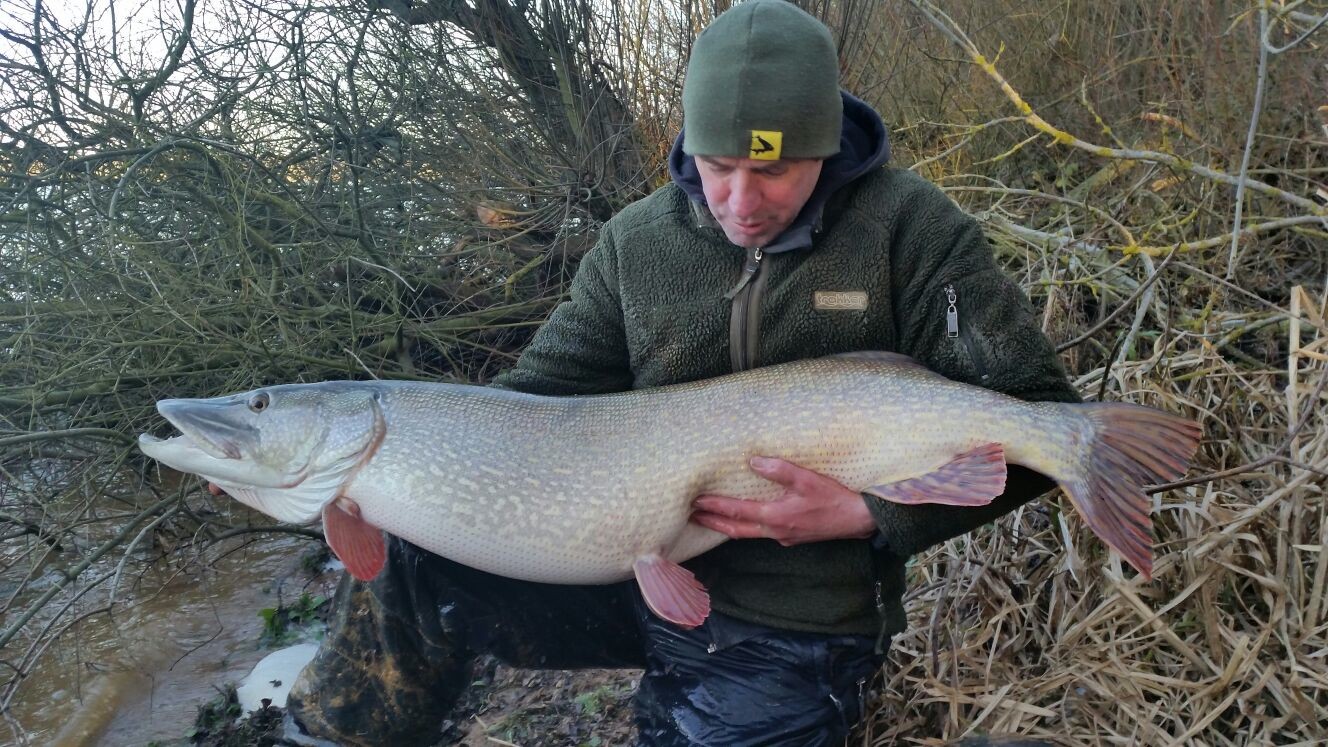 John Rushworth 40lb 2oz pike Raventhorpe Reservoir