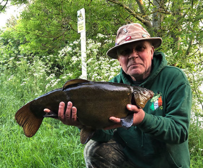 Medway Valley Fisheries 11lb 14oz tench