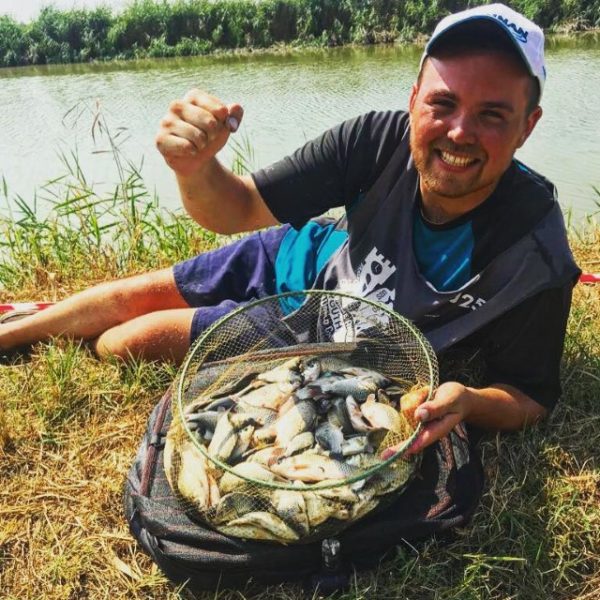 Holland take world match fishing under 25s gold in Italy Drennan