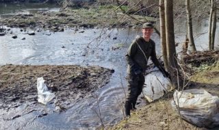 Angler clean up Leybourne Lakes